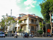 Biệt thự Pháp cổ ở Hà Nội: Không cứu không ổn, mà cứu thì cũng không được!